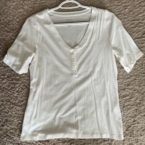 Banana Republic White Quarter Sleeve